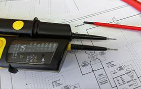 Spanningstester op een elektrotechnische tekening